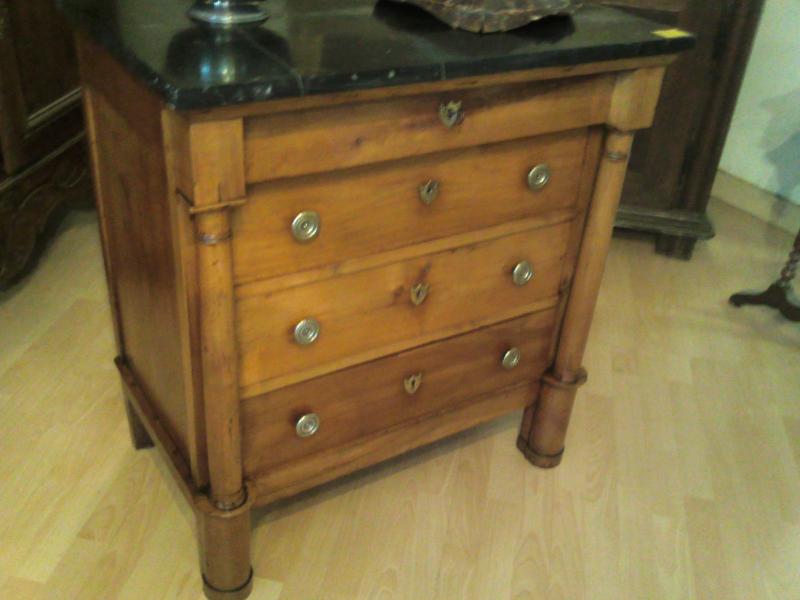 commode ancienne petite
